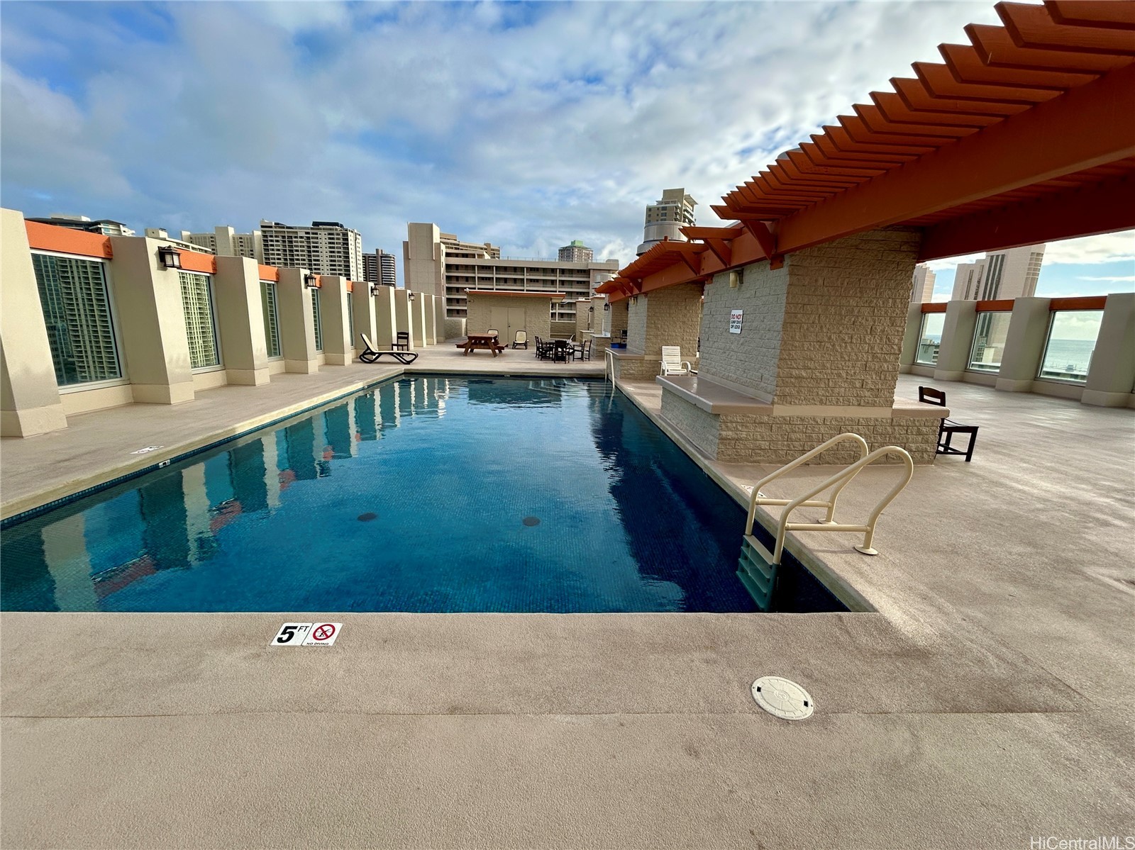 475 Atkinson Drive 1010