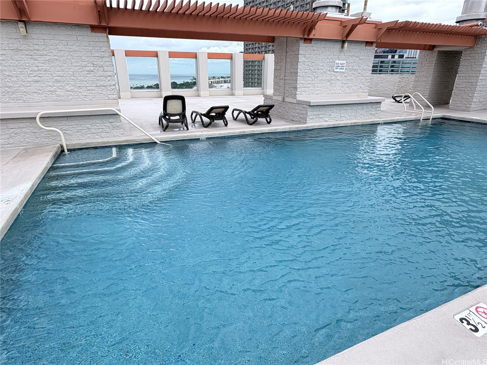 475 Atkinson Drive 1010