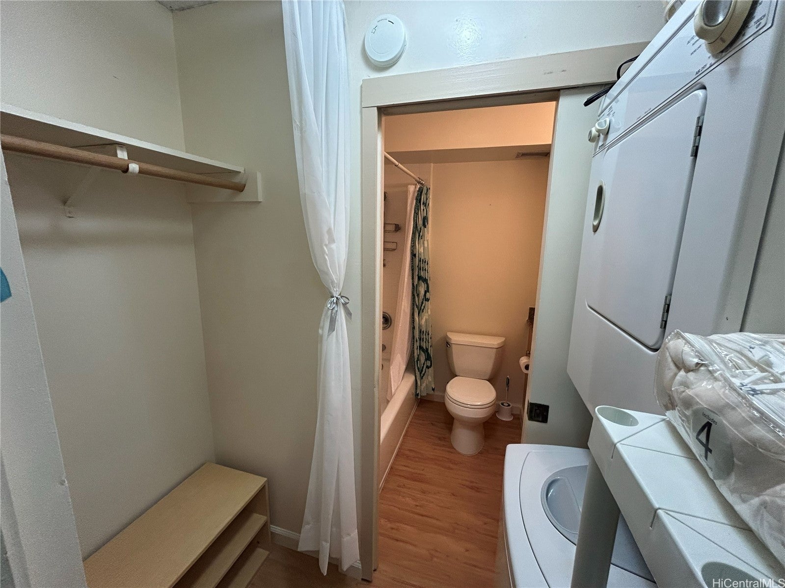 2345 Ala Wai Boulevard 1805