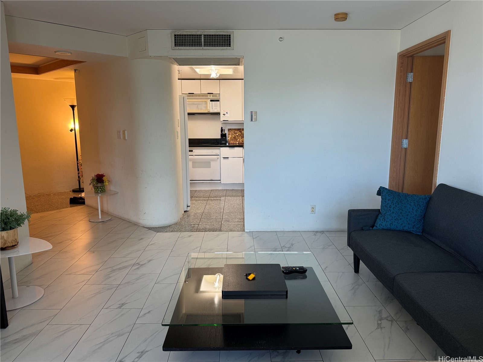 1888 Kalakaua Avenue 2103