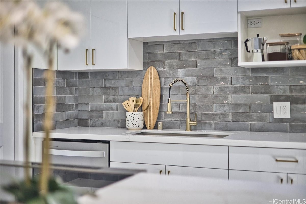 98-1420 KOAHEAHE Street 22