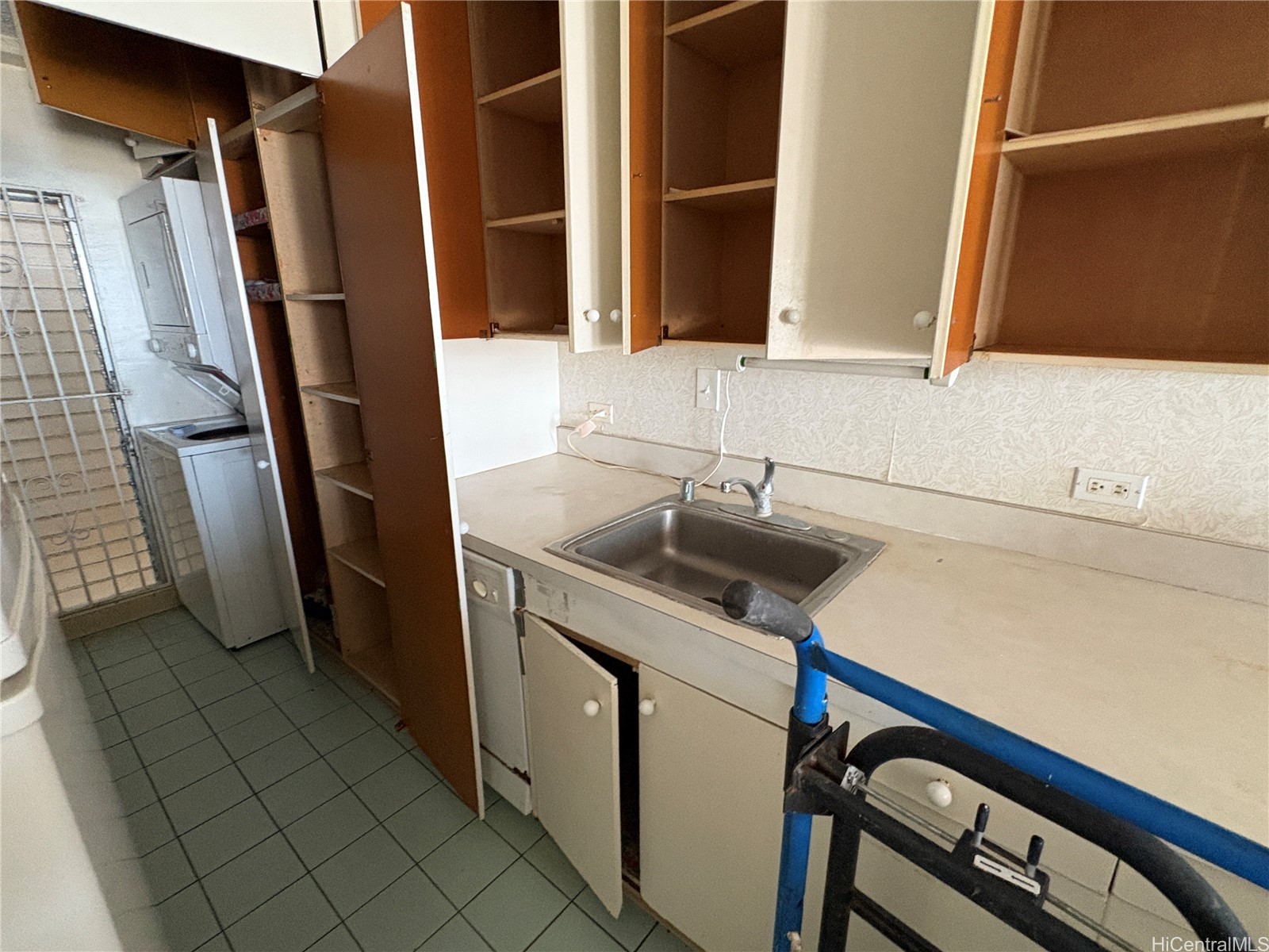 4300 Waialae Avenue A1502