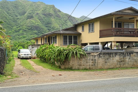 Photo of 53-498 Kamehameha Highway, Hauula, HI 96717 (MLS # 202614623)