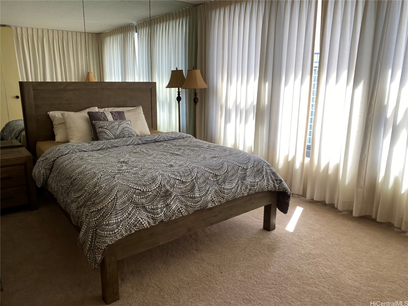 1650 Ala Moana Boulevard 1611