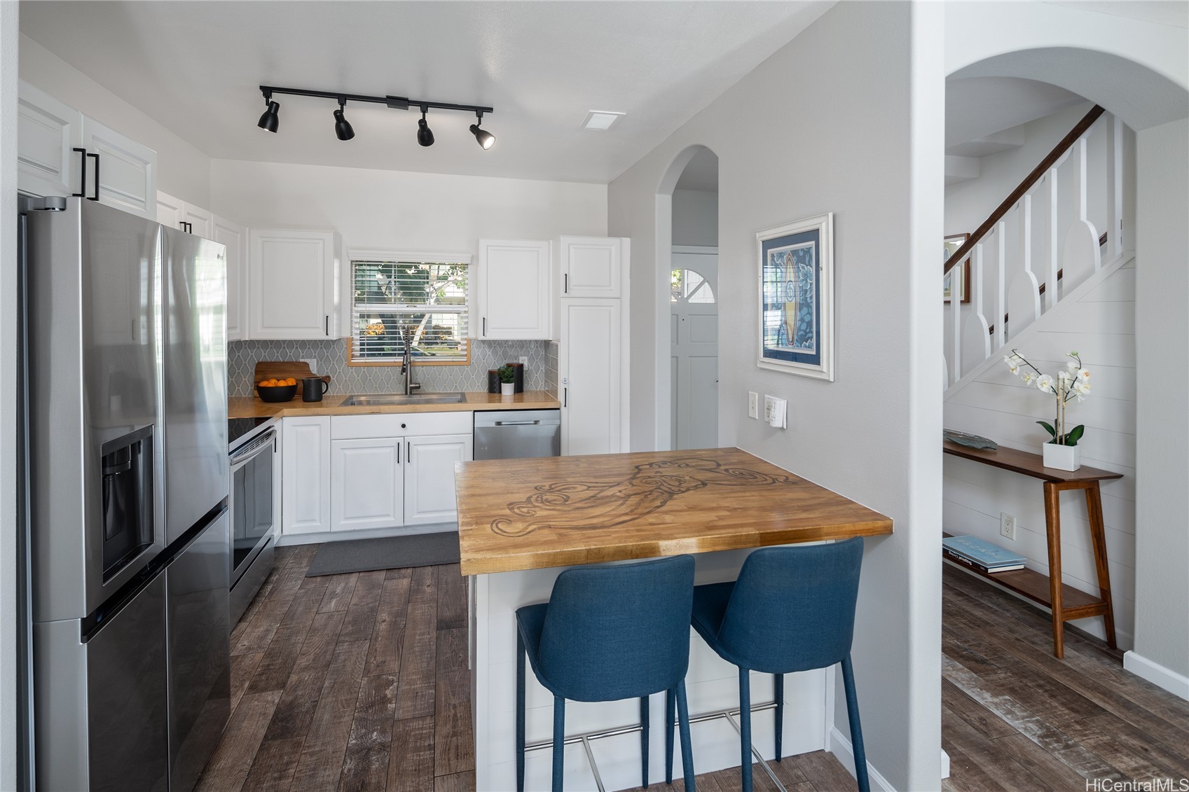 Spinnaker Condominium