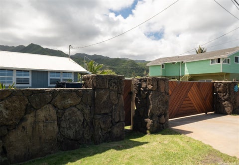 Photo of 53-932 Kamehameha Highway, Hauula, HI 96717 (MLS # 202619419)