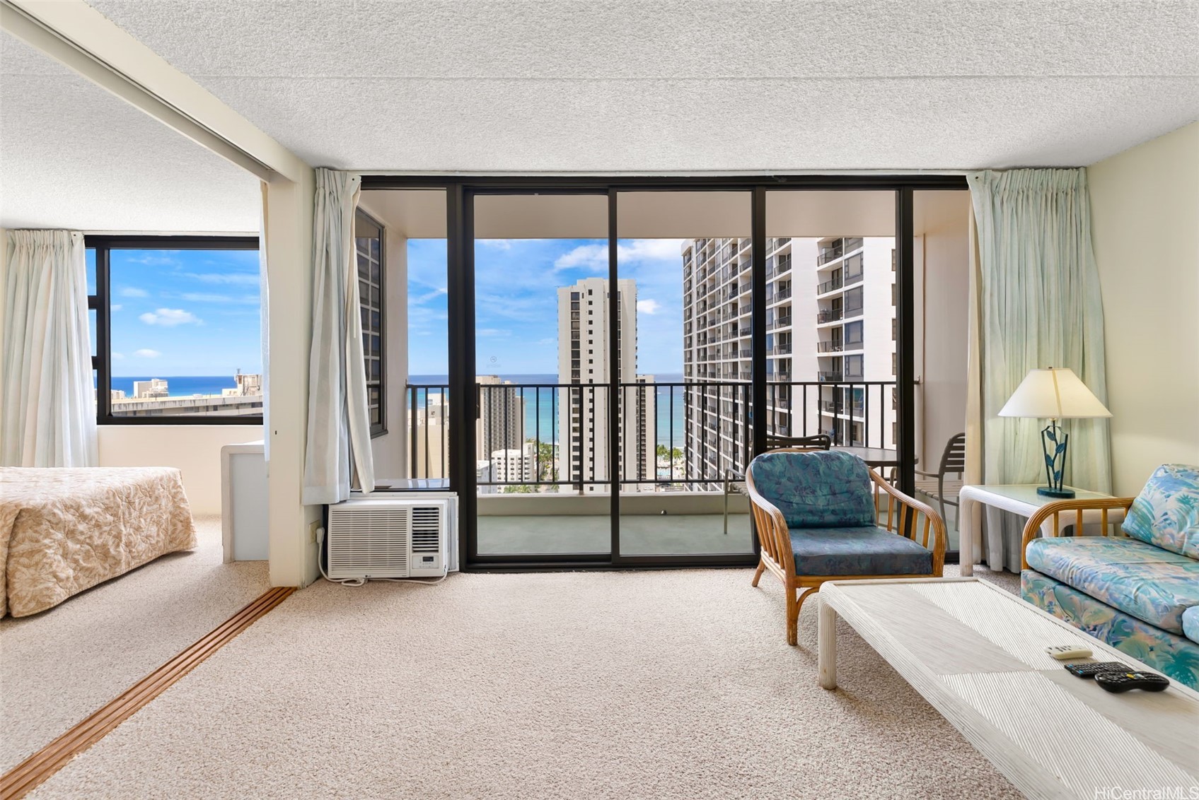 201 Ohua Avenue 2912 T-2 Mauka