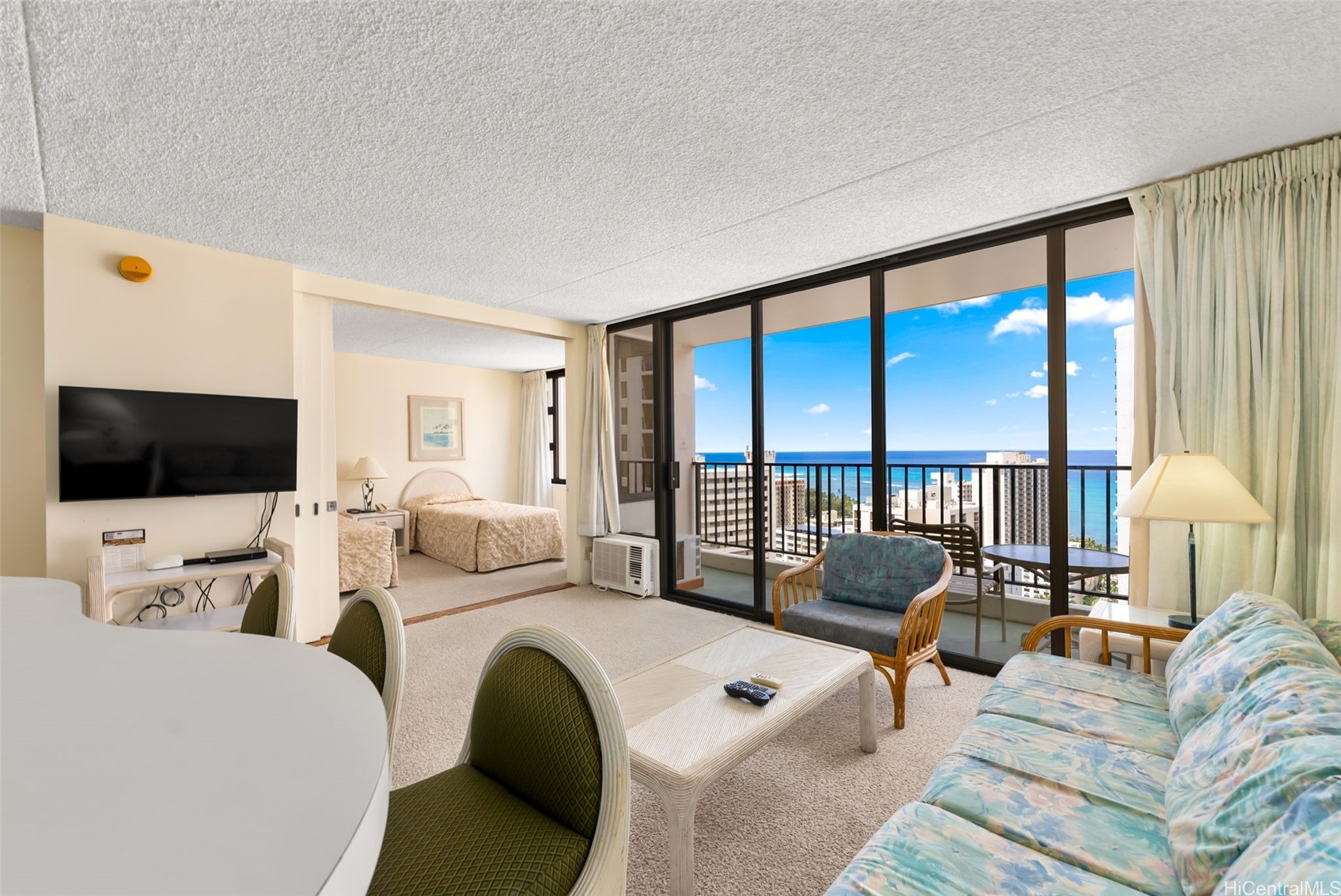 201 Ohua Avenue 2912 T-2 Mauka
