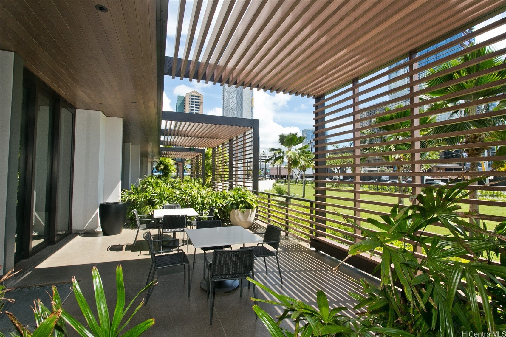 828 Auahi Street 409