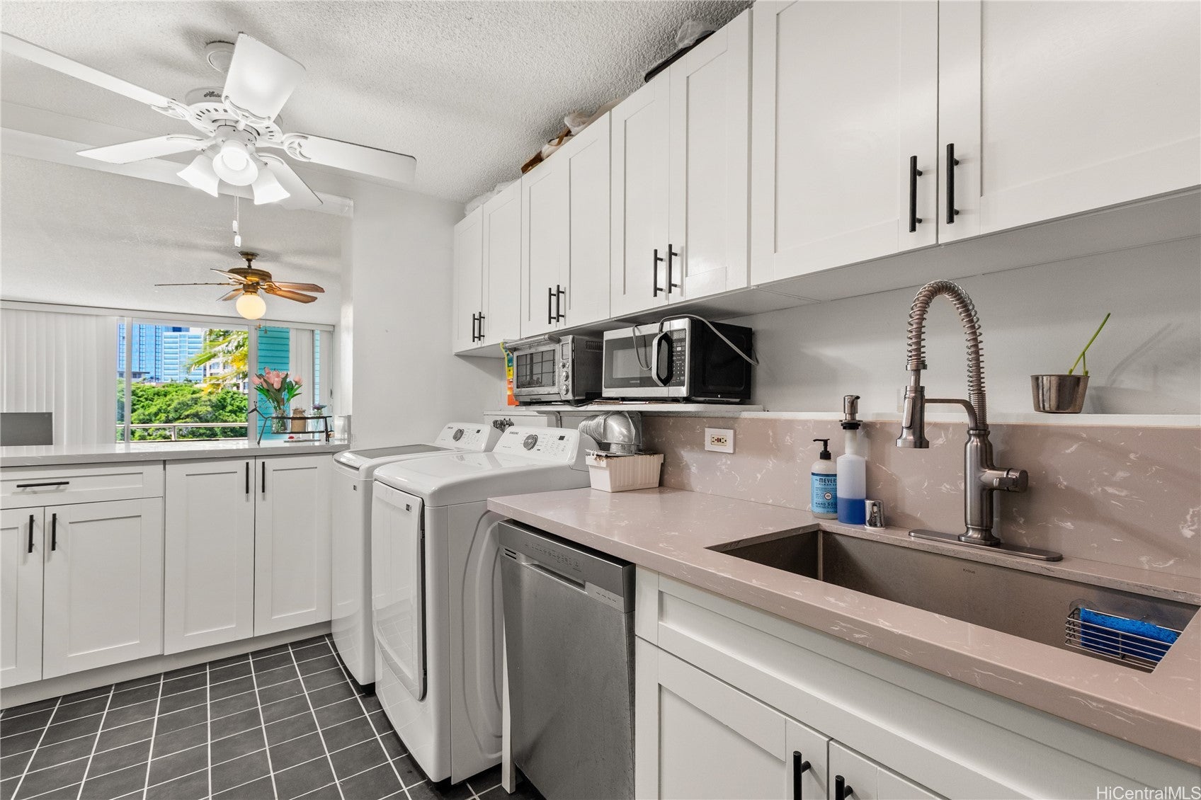1676 Ala Moana Boulevard 208