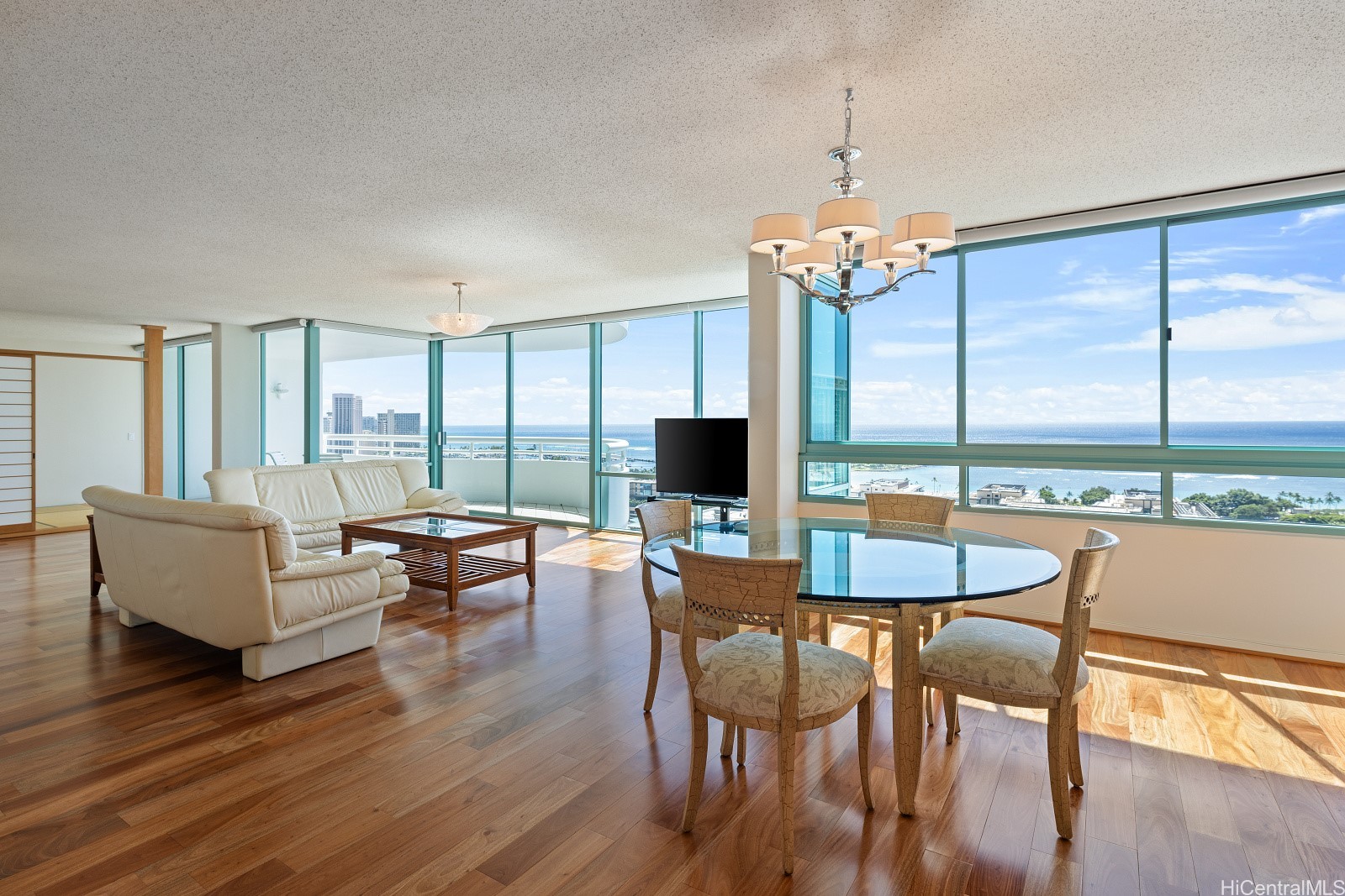 1341 Kapiolani Boulevard 27A