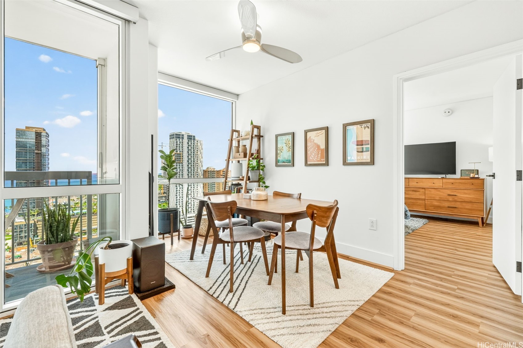 909 Kapiolani Boulevard 2902