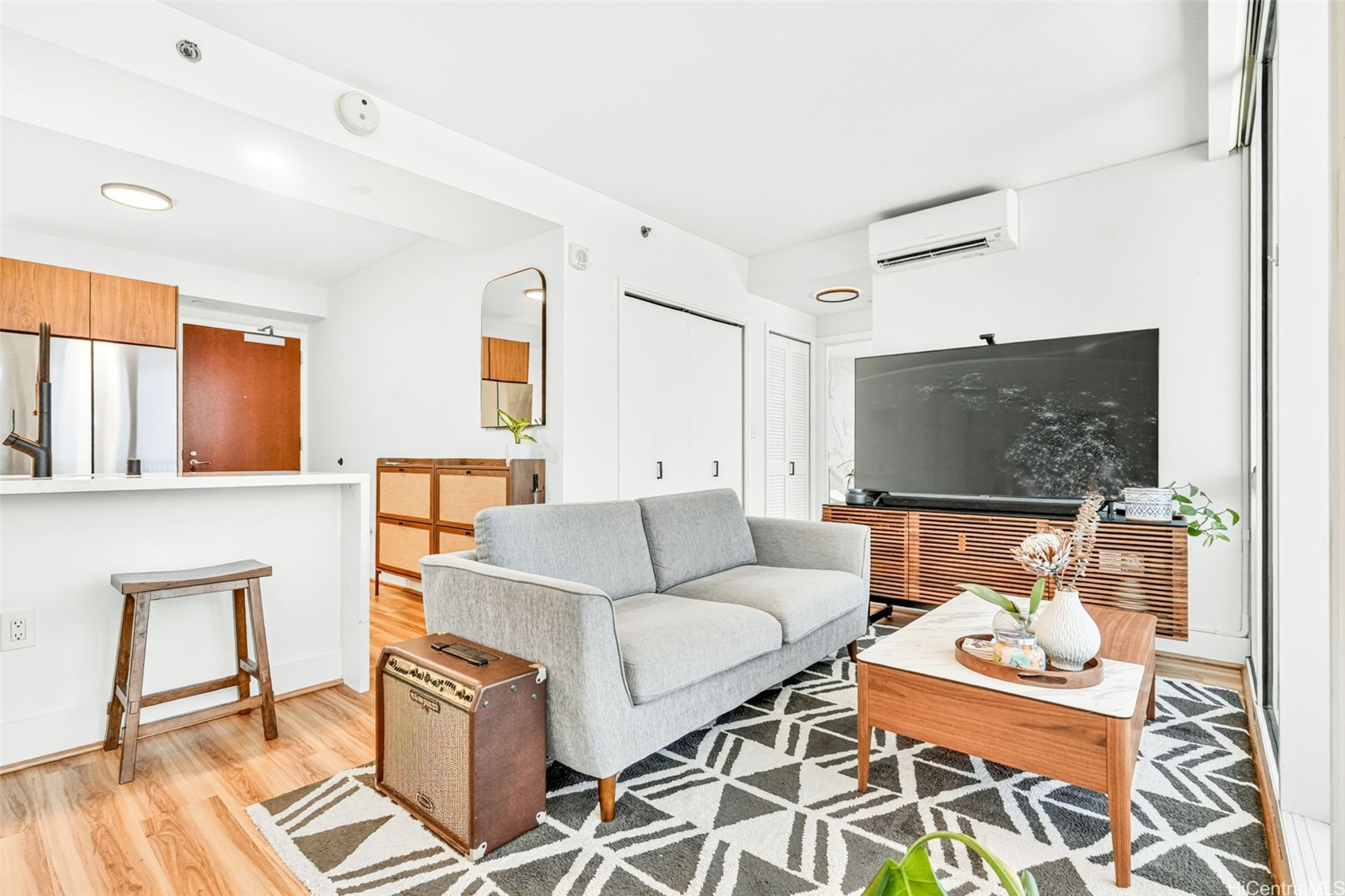 909 Kapiolani Boulevard 2902