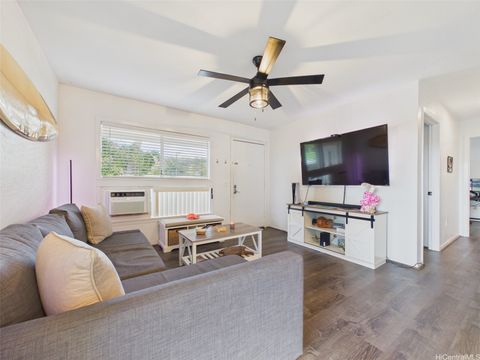 91-1079 Oaniani Street 11B Kapolei HI 96707