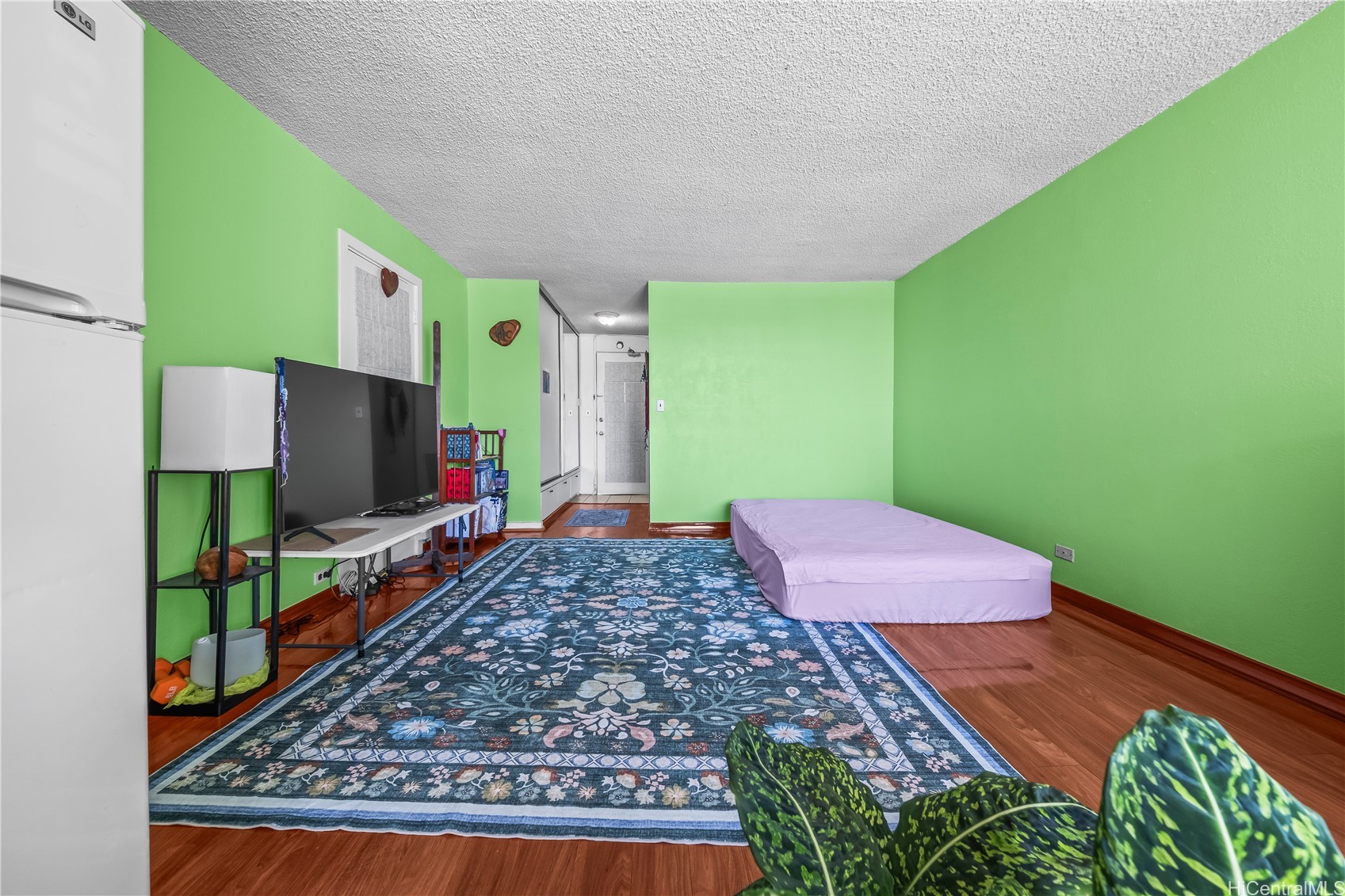 747 Amana Street 1405