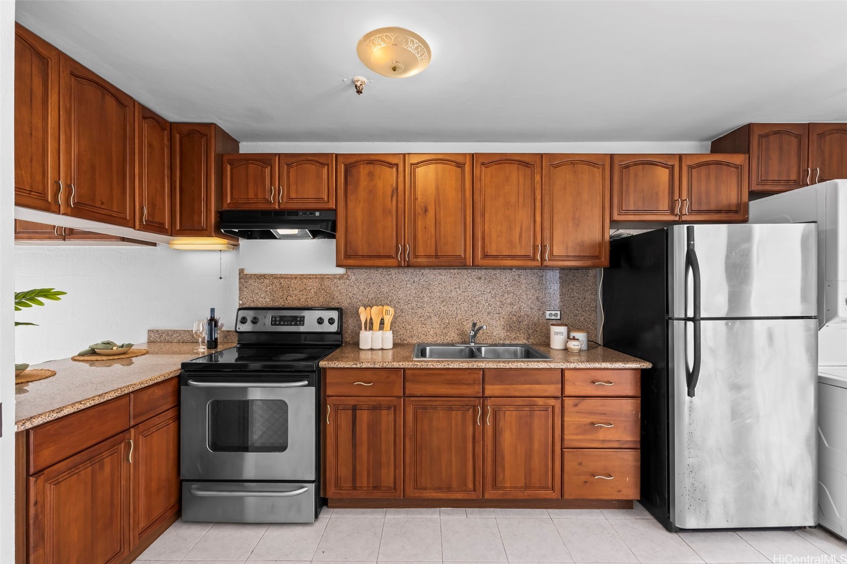 1226 Alexander Street 501
