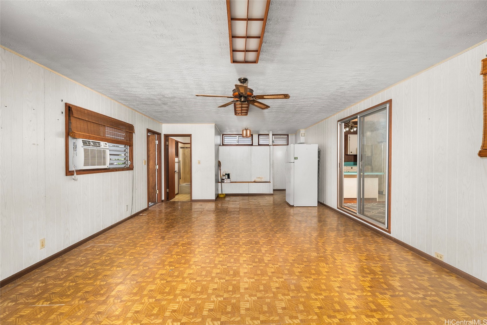 94-1302 Kahuanui Street