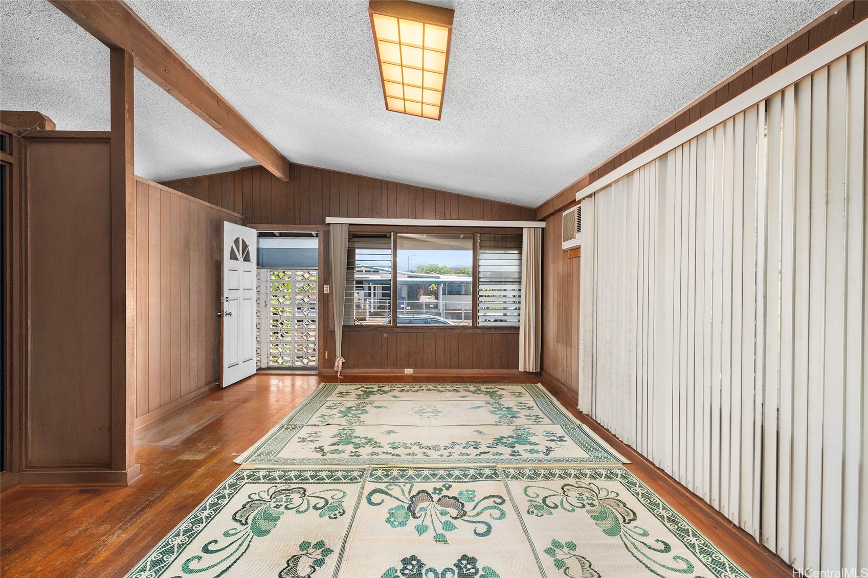 94-1302 Kahuanui Street
