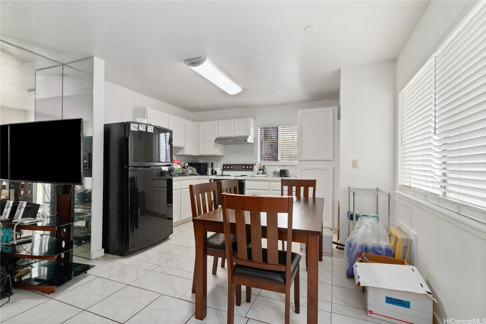 95-1021 Ainamakua Drive 93