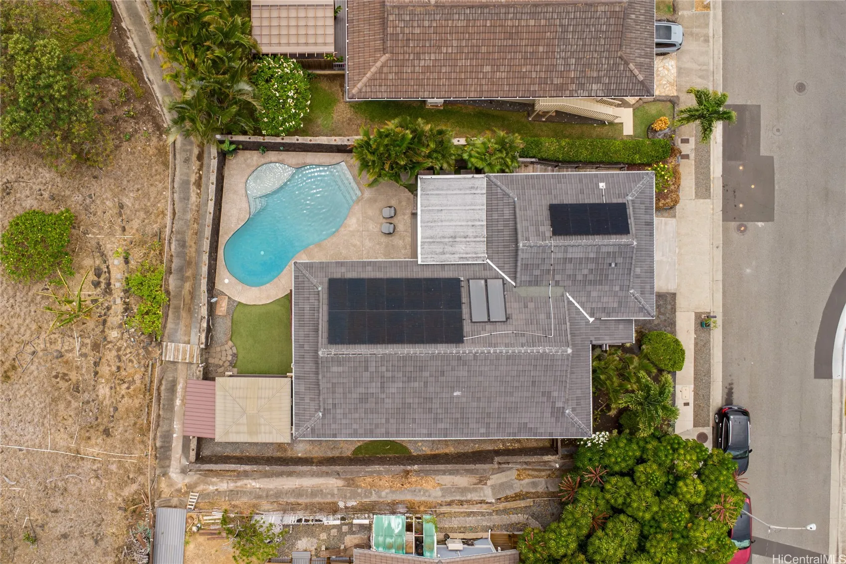 Honolulu, Hawaii 96825, United States, 3 Bedrooms Bedrooms, ,2 BathroomsBathrooms,Residential,Pending,203274