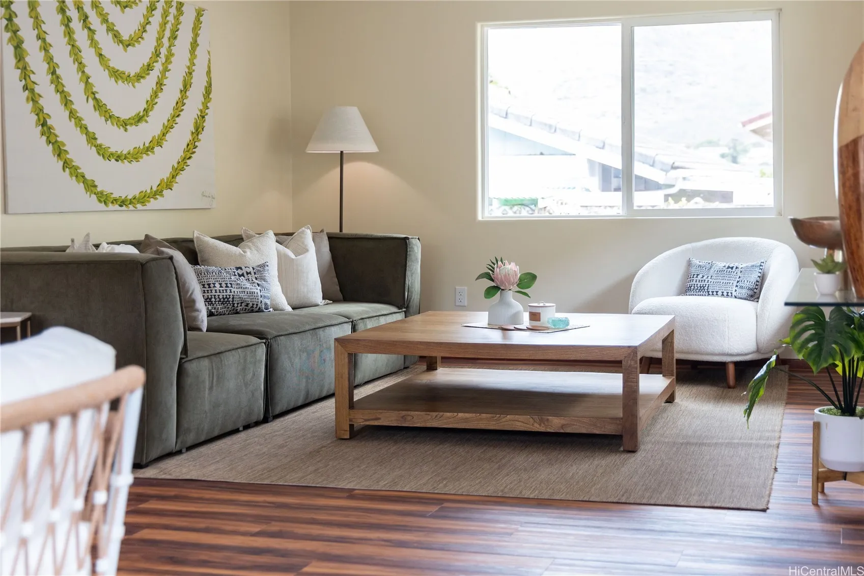 Honolulu, Hawaii 96825, United States, 3 Bedrooms Bedrooms, ,2 BathroomsBathrooms,Residential,Pending,203274