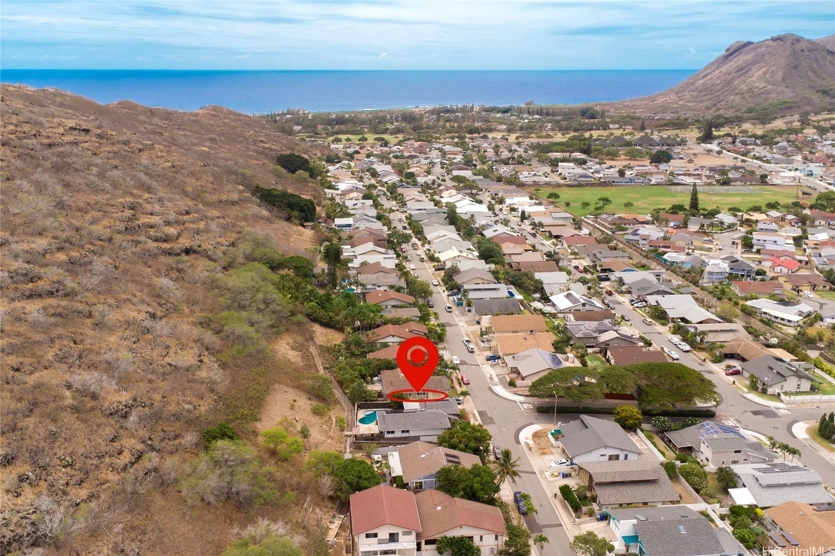 Honolulu, Hawaii 96825, United States, 3 Bedrooms Bedrooms, ,2 BathroomsBathrooms,Residential,Pending,203274