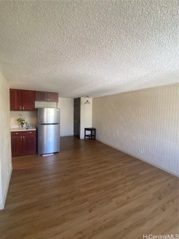 Lakeview Royal Residential Lease