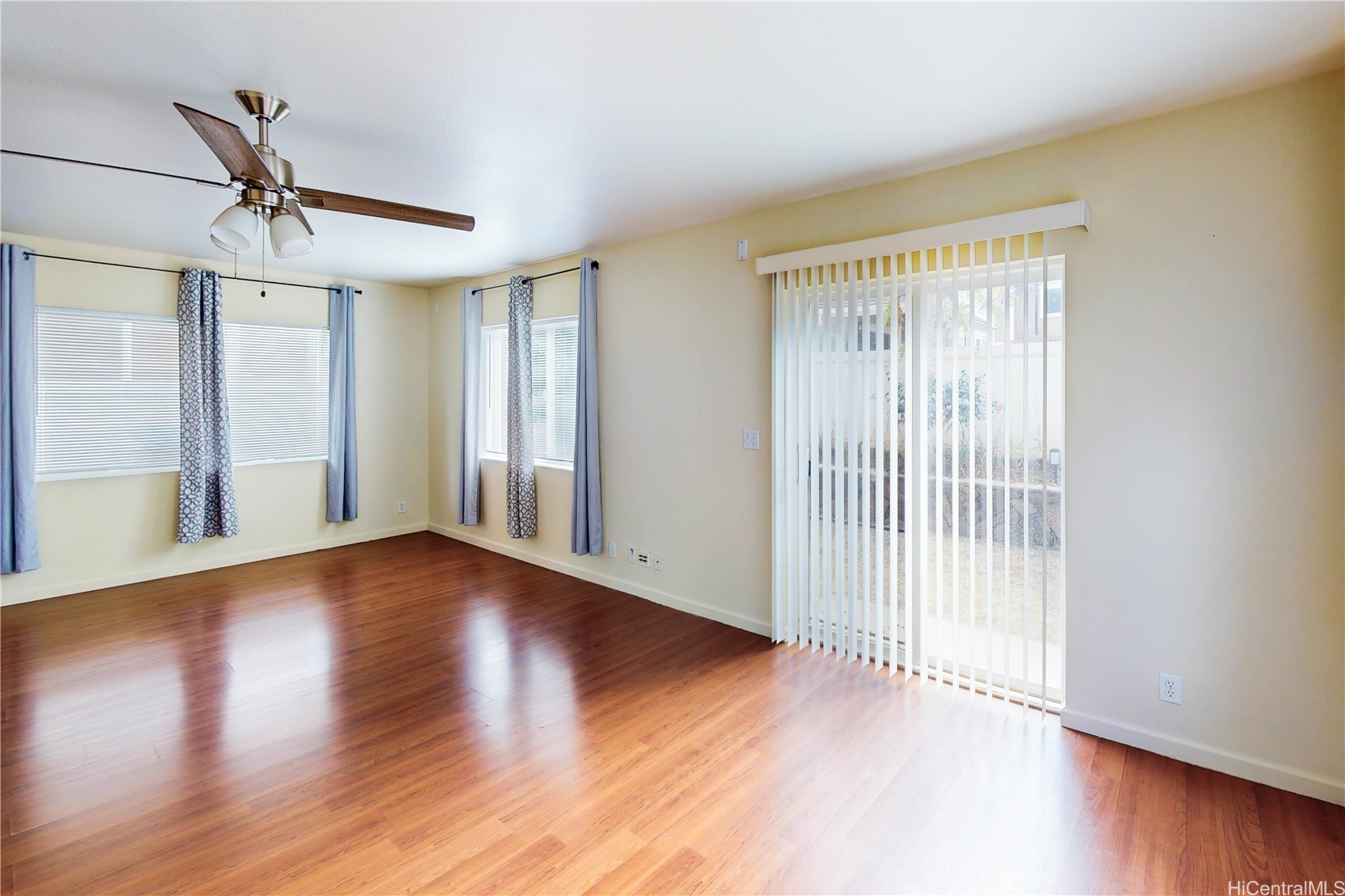 87-1958 Pakeke Street B