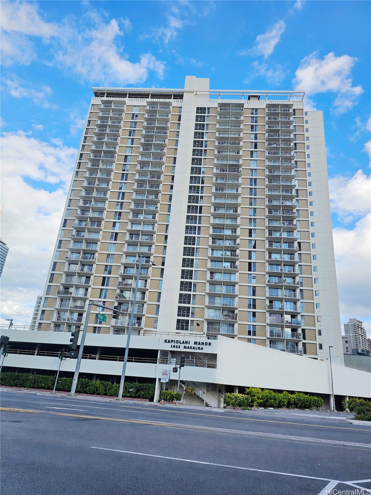 1655 Makaloa Street 2203