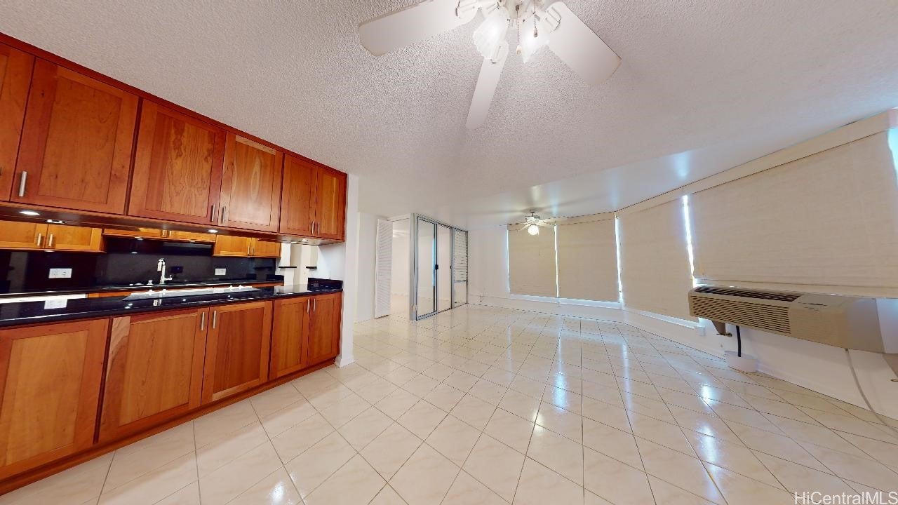 2600 Pualani Way 105