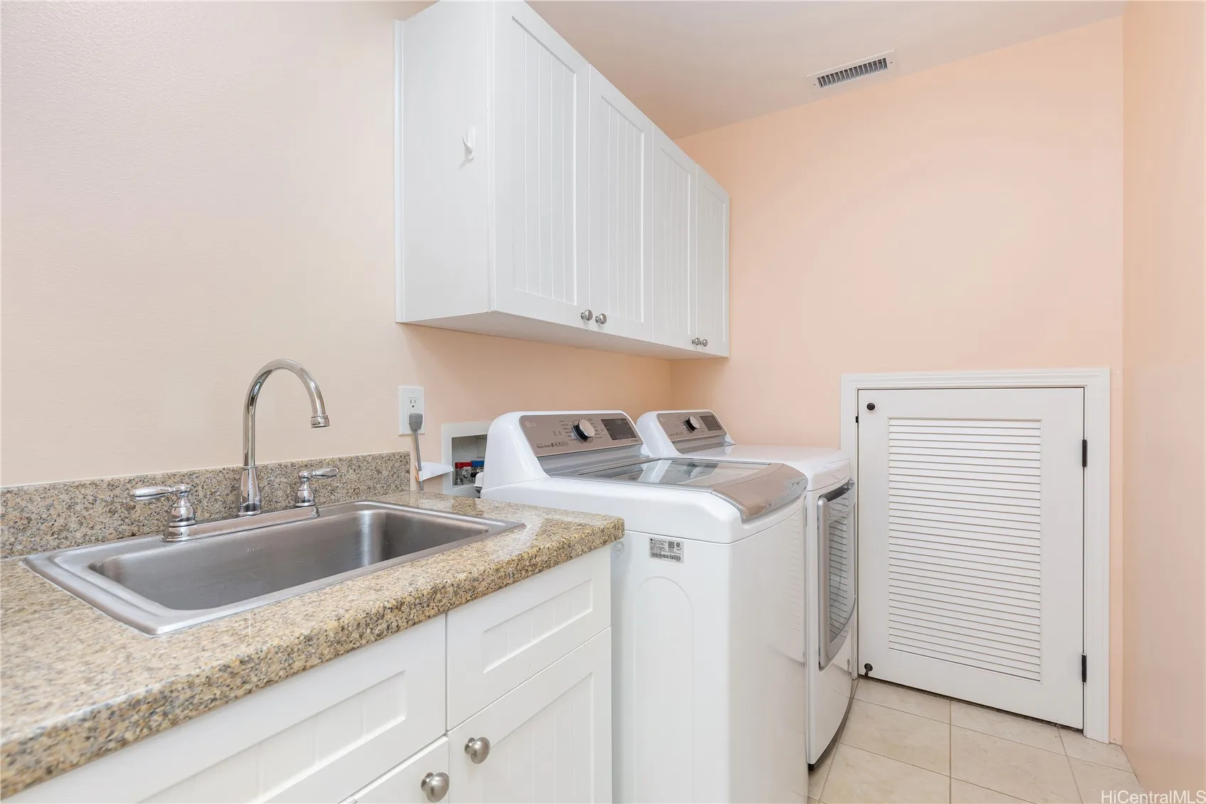 Kapolei, Hawaii 96707, United States, 3 Bedrooms Bedrooms, ,2 BathroomsBathrooms,Residential,Active,196858