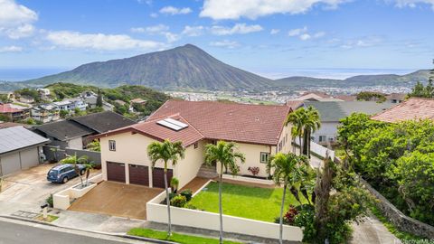 Photo of 1105 Kaluanui Road, Honolulu, HI 96825 (MLS # 202604687)