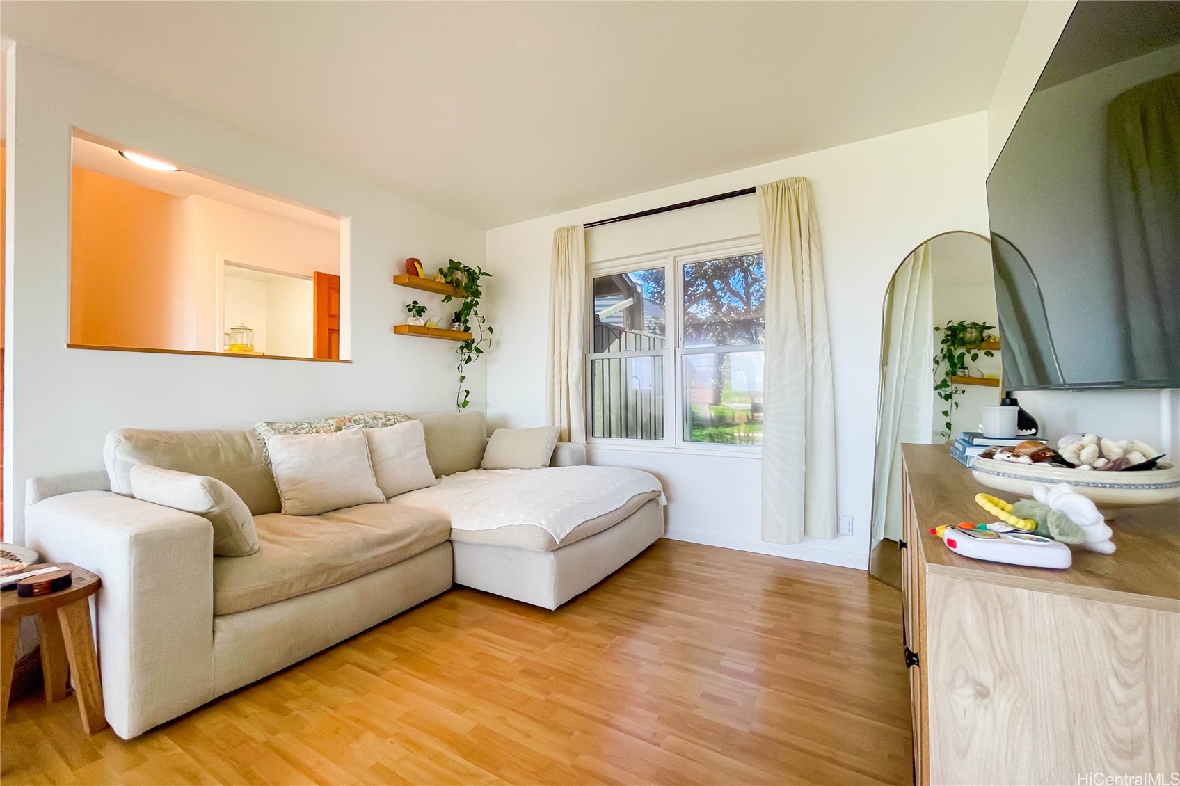 92-1237 Panana Street 35