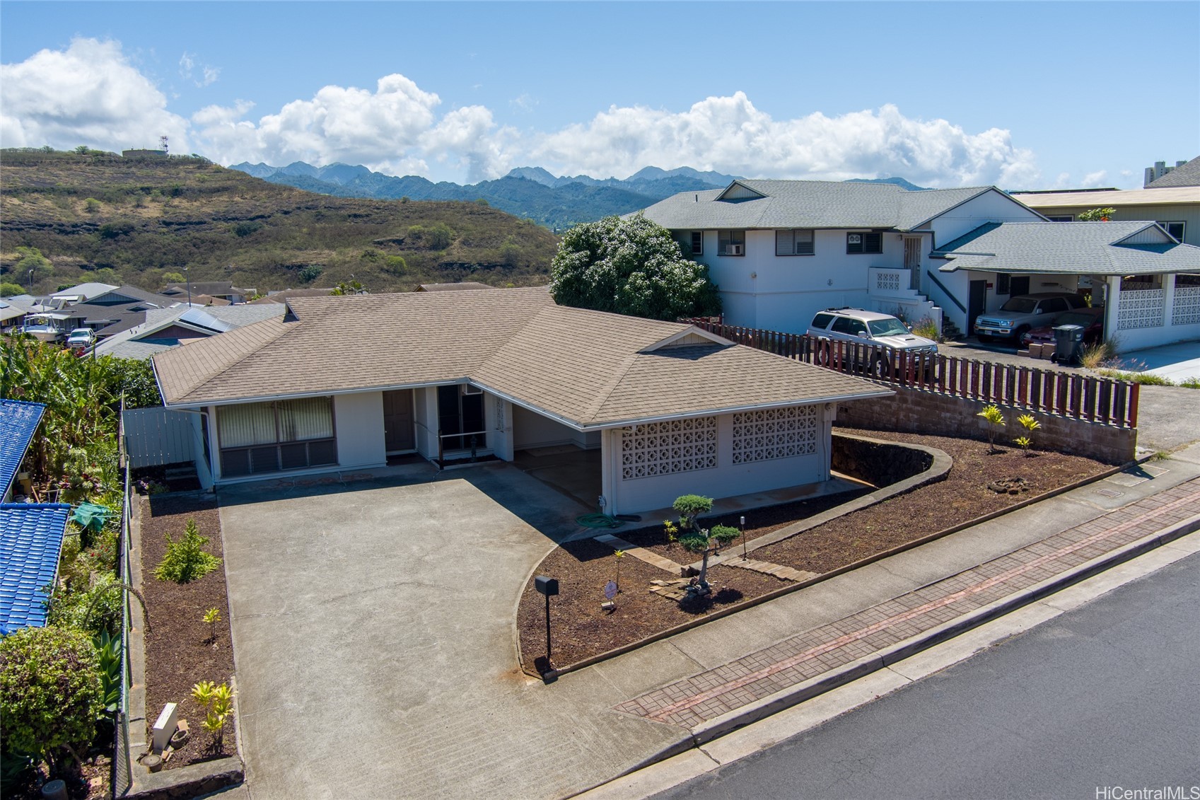 1157 Ala Aloalo Street