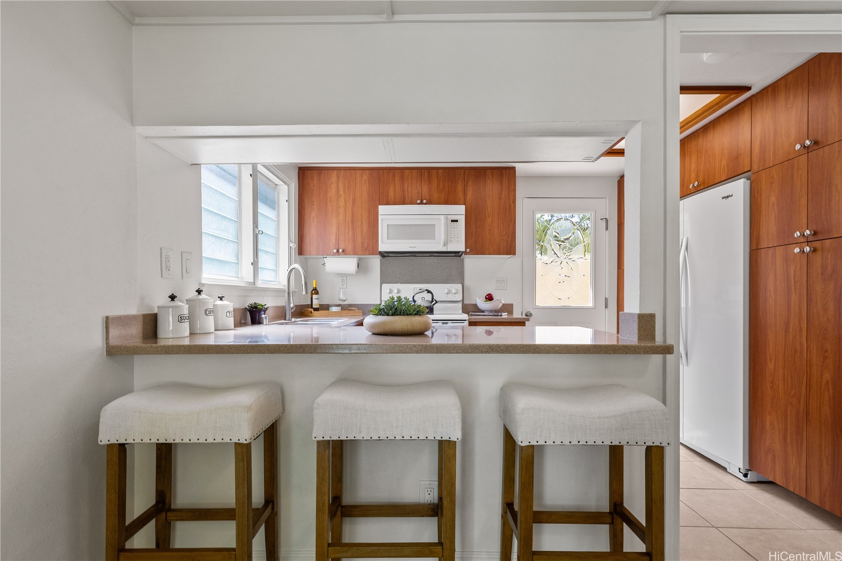 211 Kawaihae Street D1