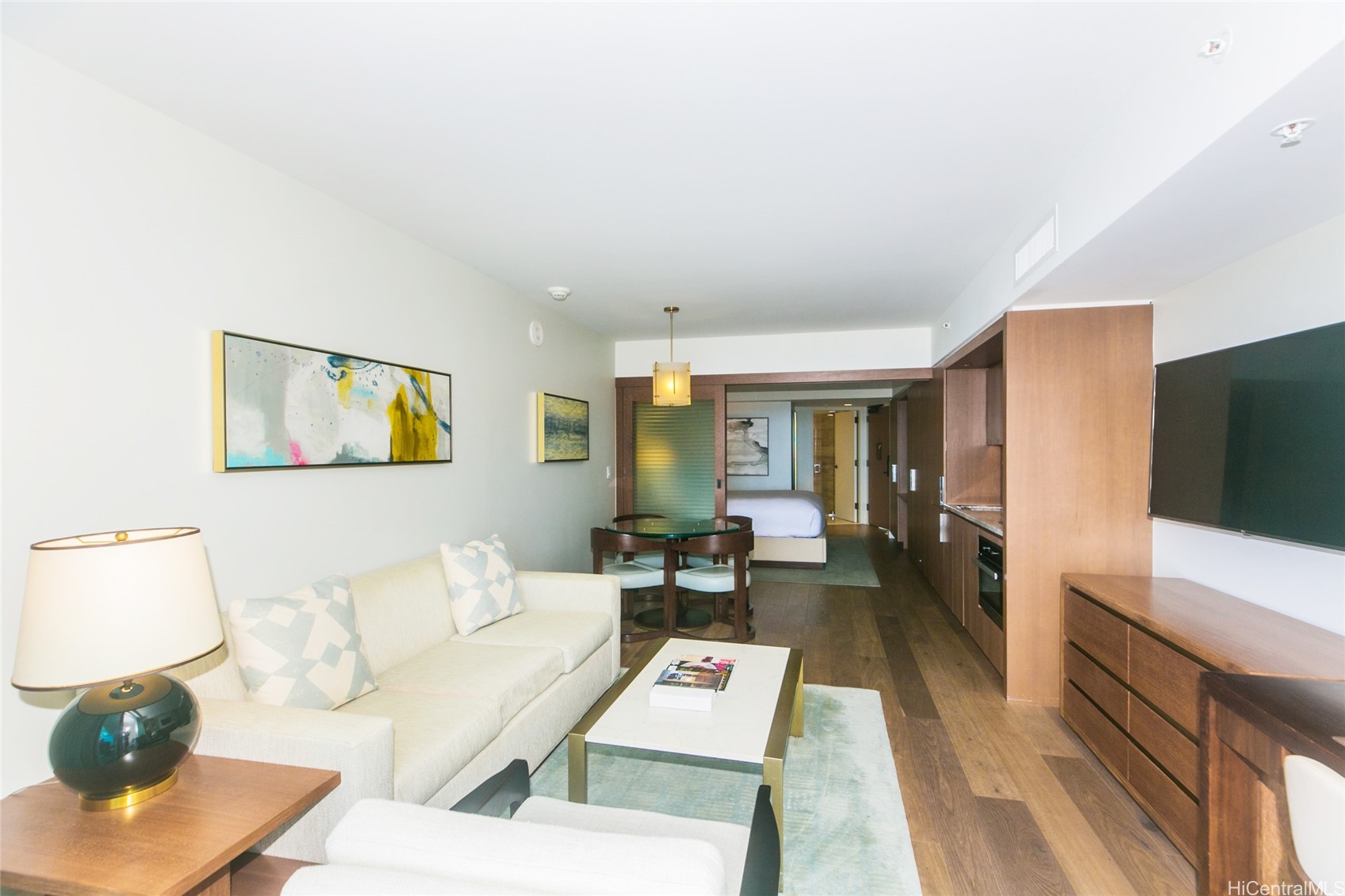 2139 Kuhio Avenue 1810