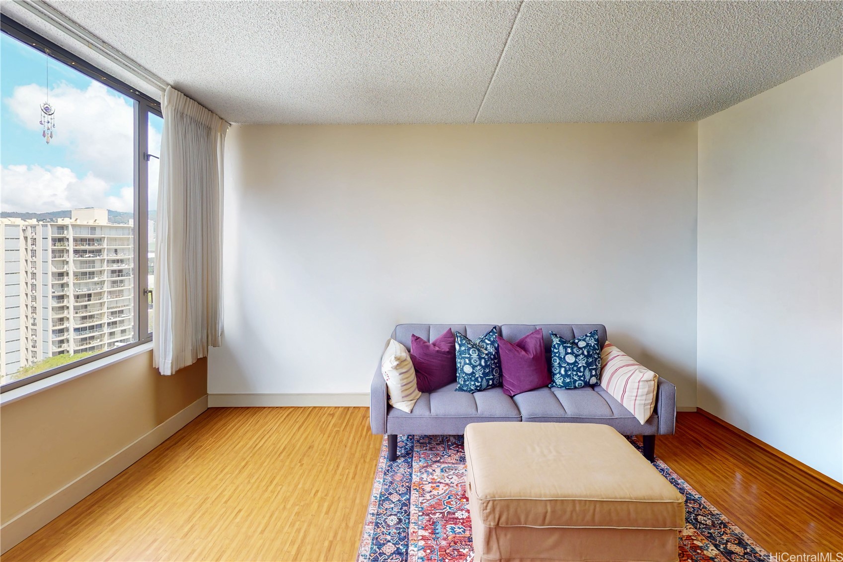 411 Hobron Lane 1512