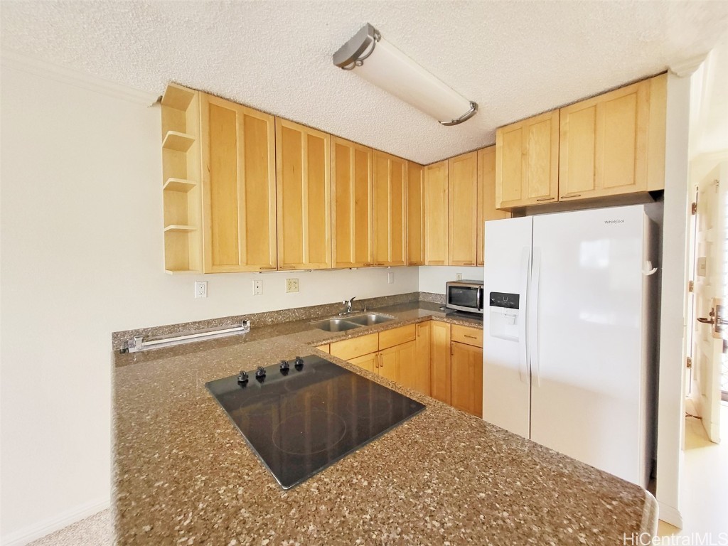 350 Aoloa Street B227