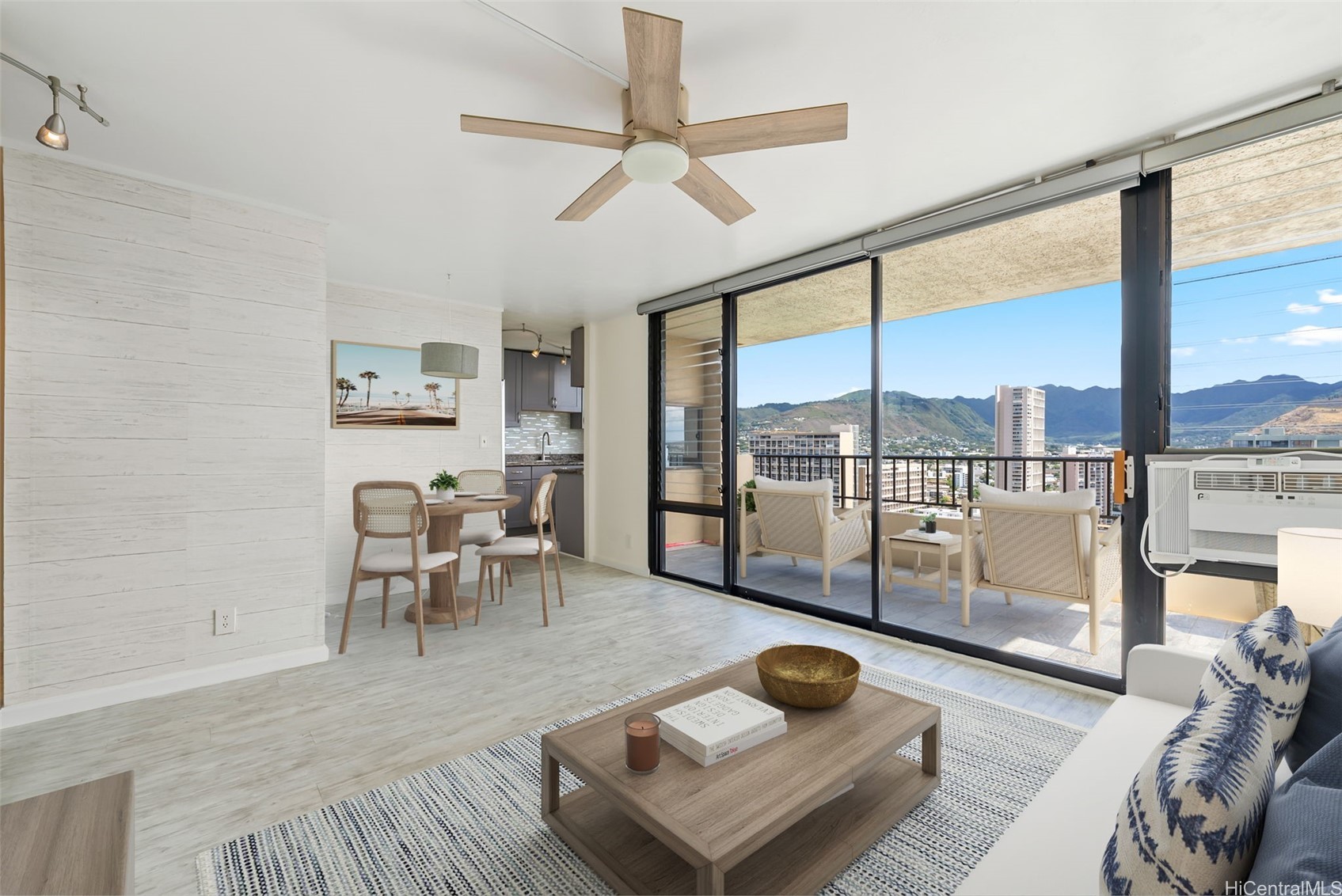 2121 Ala Wai Boulevard 2506