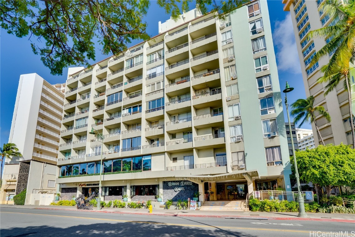 134 Kapahulu Avenue 518
