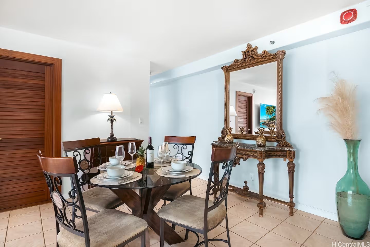 201 Ohua Avenue T1-1813