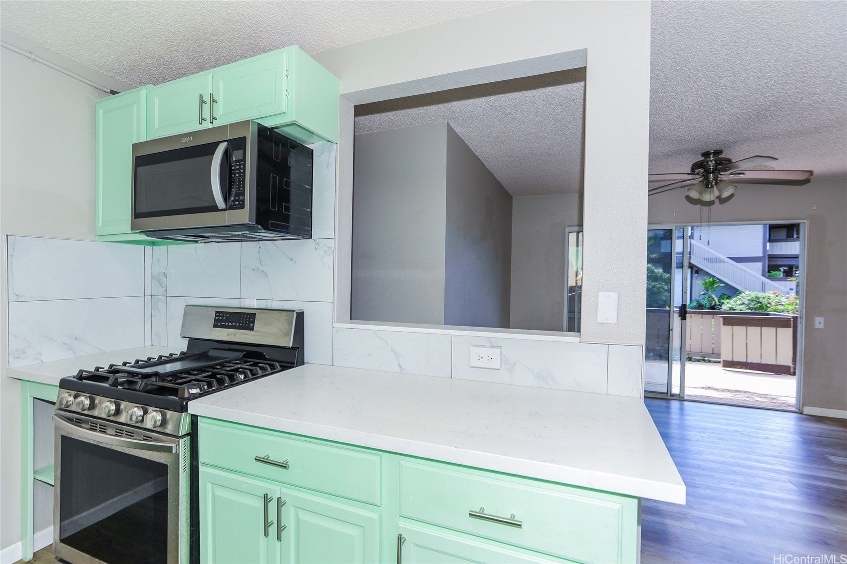 91-1040 Puamaeole Street 13A