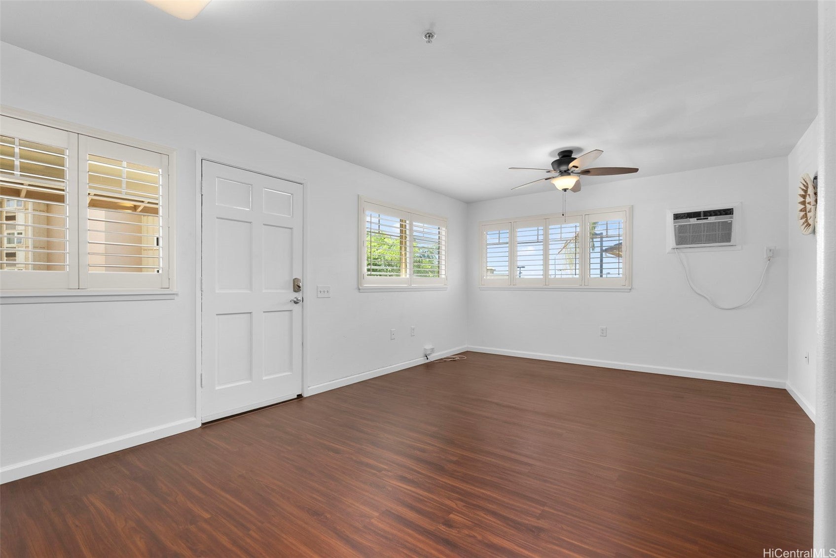 91-1019 Kamaaha Avenue 1006