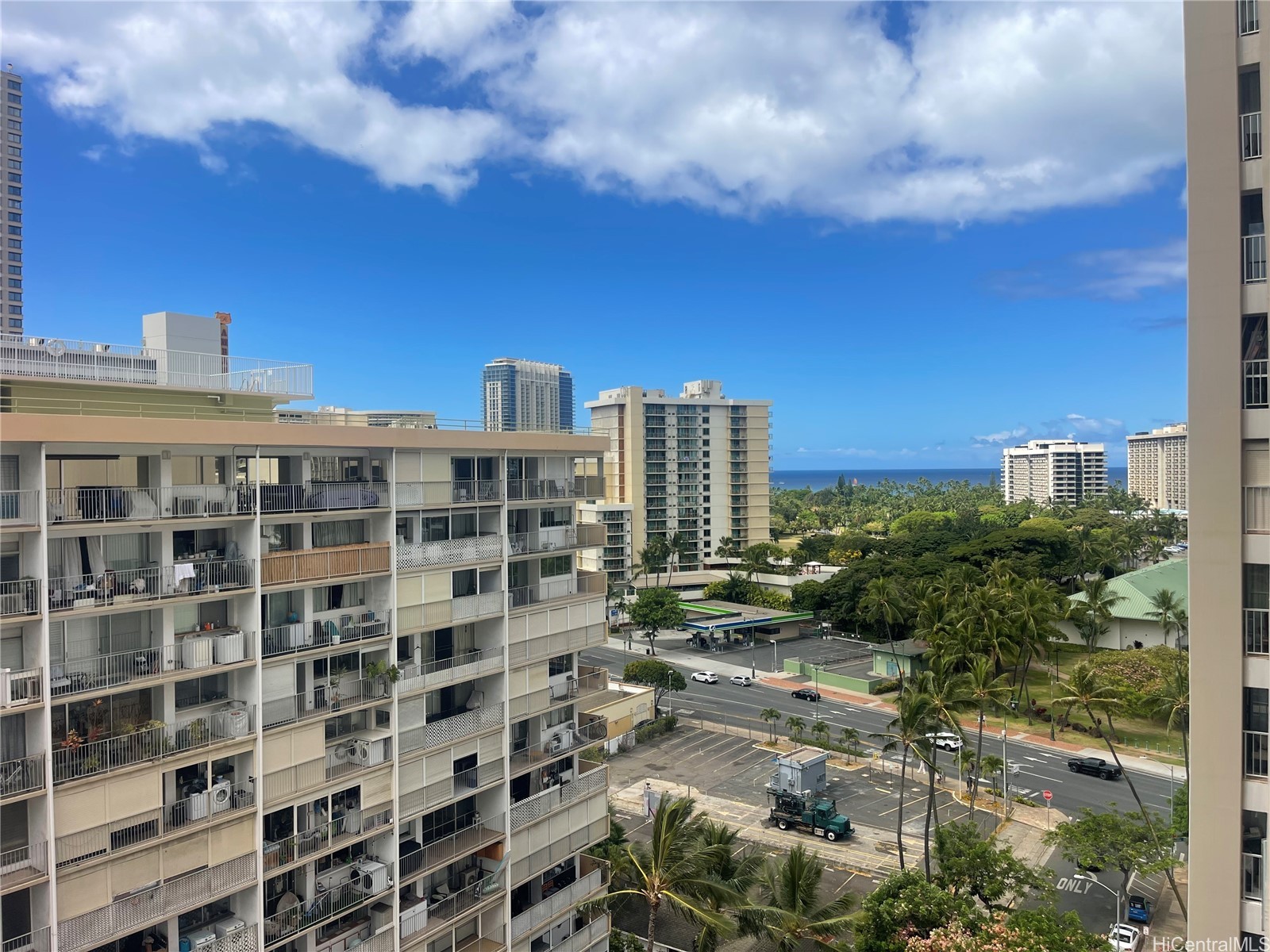 430 Keoniana Street 811