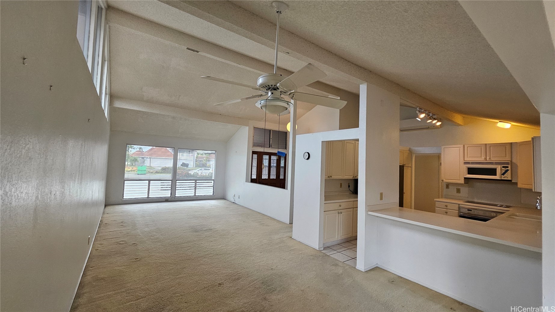 590 Keolu Drive