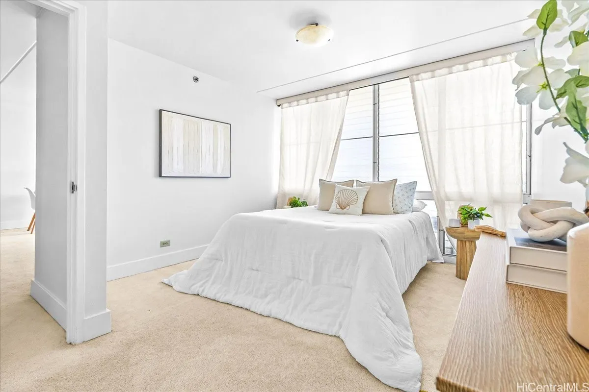 Honolulu, Hawaii 96826, United States, 1 Bedroom Bedrooms, ,1 BathroomBathrooms,Residential,Active,175030