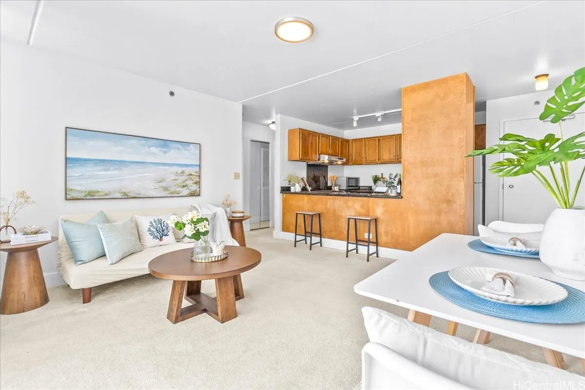 Honolulu, Hawaii 96826, United States, 1 Bedroom Bedrooms, ,1 BathroomBathrooms,Residential,Active,175030