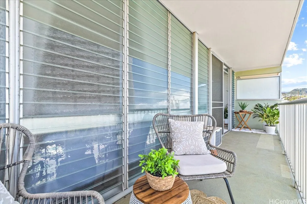 Honolulu, Hawaii 96826, United States, 1 Bedroom Bedrooms, ,1 BathroomBathrooms,Residential,Active,175030