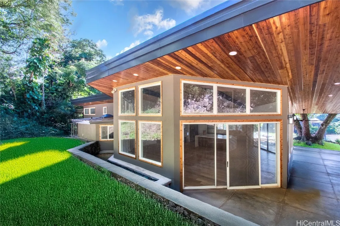 Kaneohe, Hawaii 96744, United States, 2 Bedrooms Bedrooms, ,2 BathroomsBathrooms,Residential,Active,27840