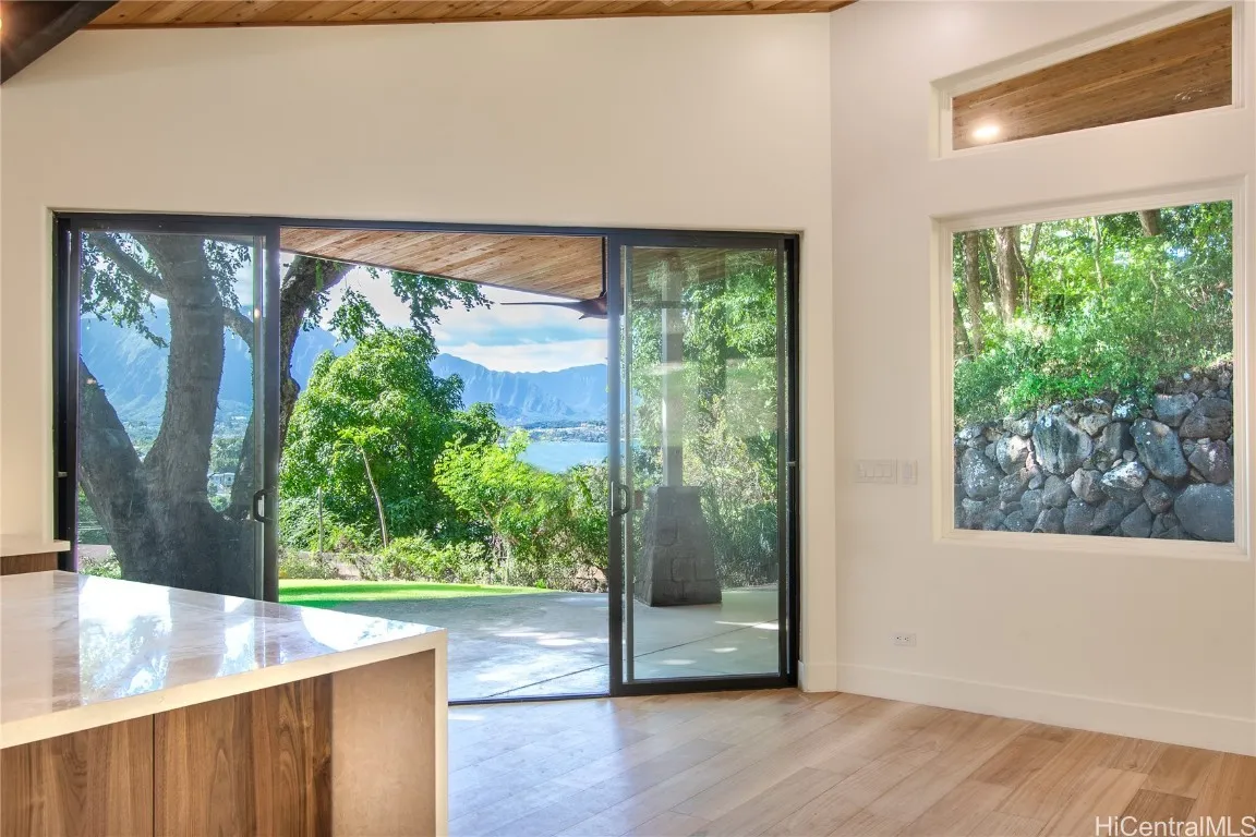 Kaneohe, Hawaii 96744, United States, 2 Bedrooms Bedrooms, ,2 BathroomsBathrooms,Residential,Active,27840